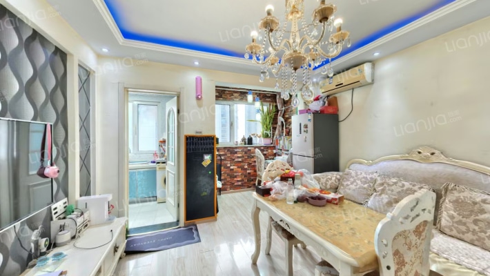 黄金花园二手房实景图