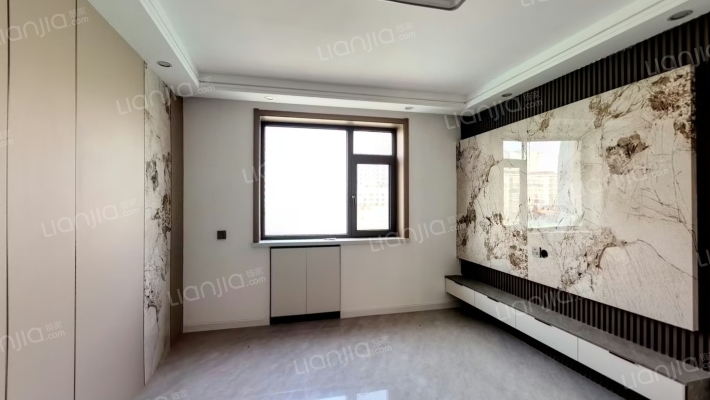 长春路4号院二手房实景图