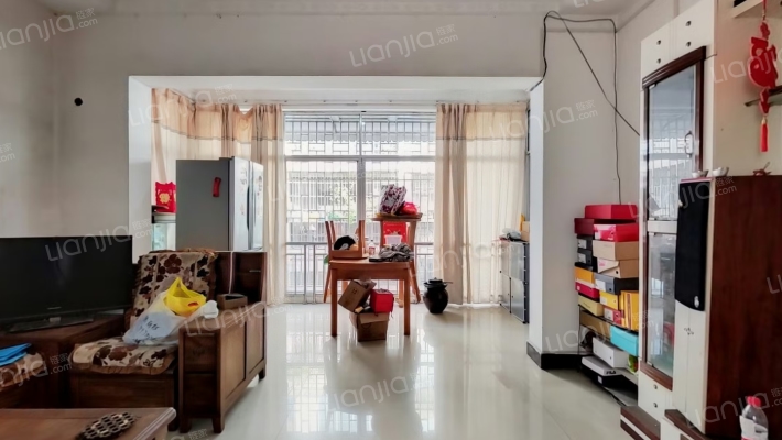 欧洲小镇四区二手房实景图