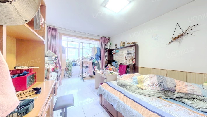 奇山路二手房实景图