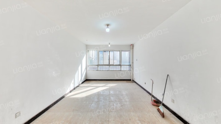 秀水华庭一期二手房实景图