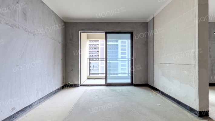 江樾云著二手房实景图