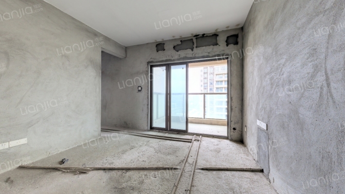 大新鸿基豪苑二手房实景图