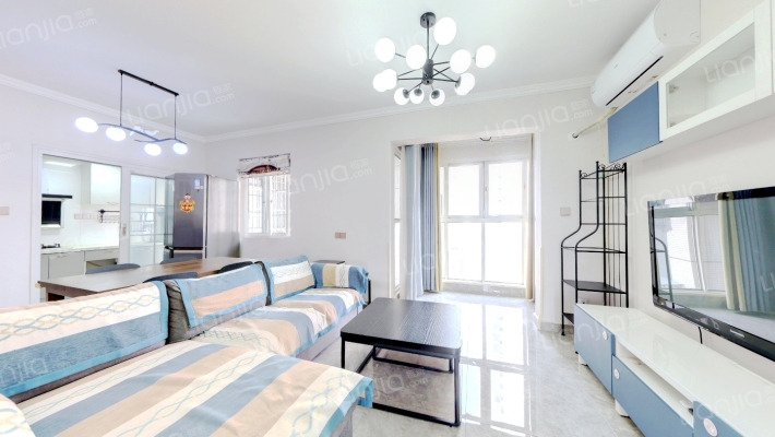 合能珍宝琥珀3期二手房实景图