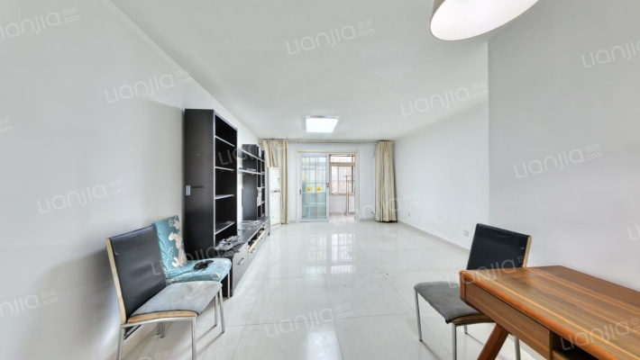 万年花城三期二手房实景图