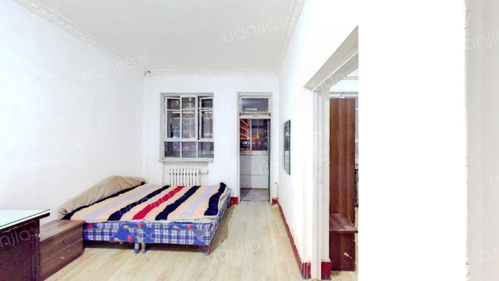 85号院调度楼甲楼二手房实景图