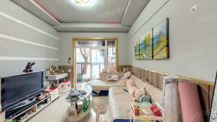 金色极地二手房实景图