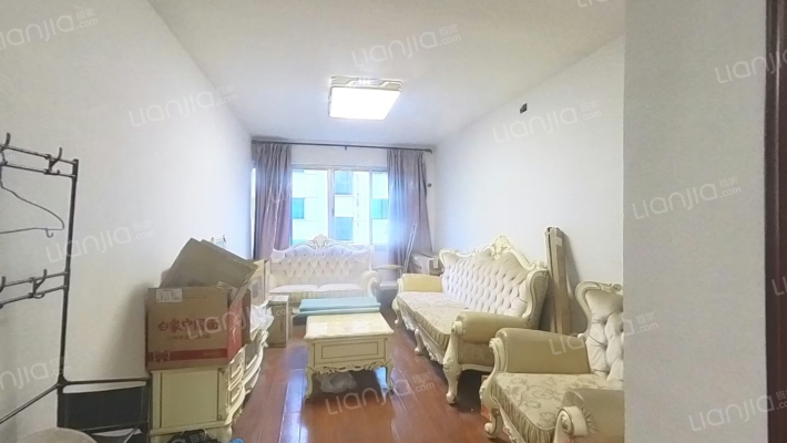 绿茵小区二手房实景图