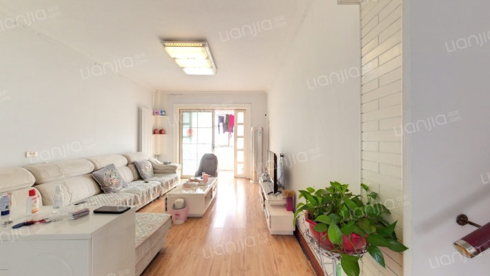 市中行家属院二手房实景图