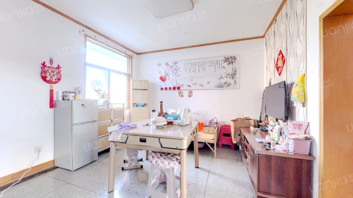 医药站宿舍大院二手房实景图