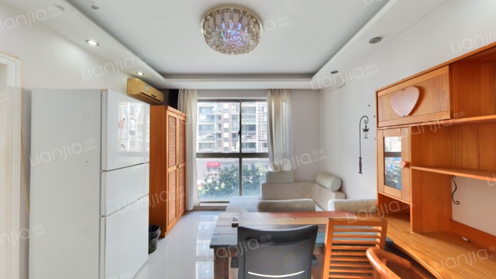 沁怡家园二手房实景图