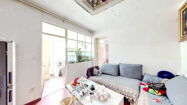 靖国新村二手房实景图