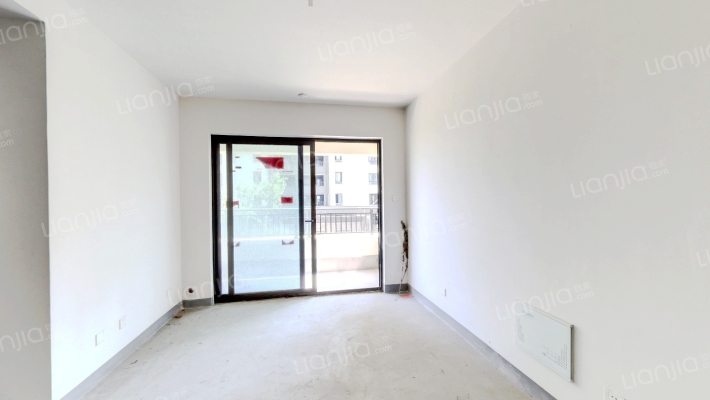 新城悦府二手房实景图