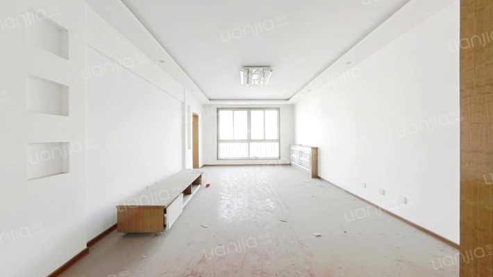 怡新苑二手房实景图