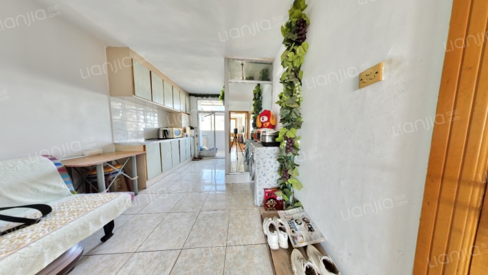 保工南街94-100二手房实景图