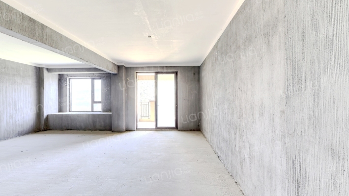 马尔贝拉度假城二手房实景图