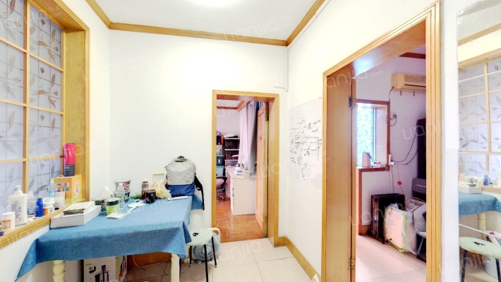 市政小区二区二手房实景图