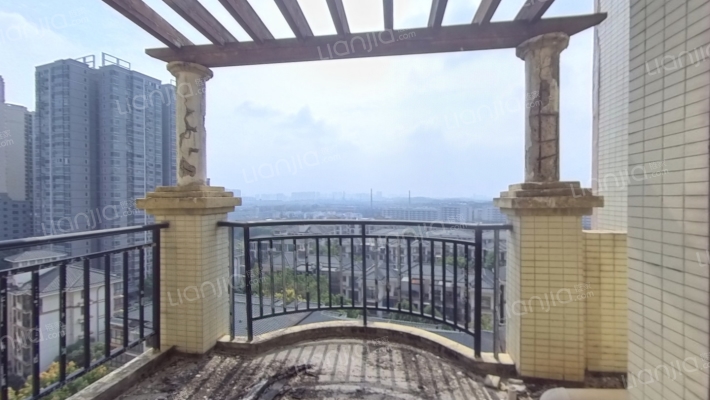 香榭丽舍二手房实景图