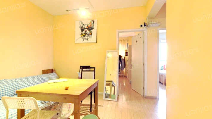 云翔金座二手房实景图