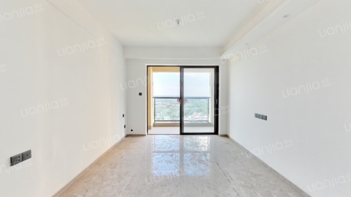 合景叠翠峰二手房实景图