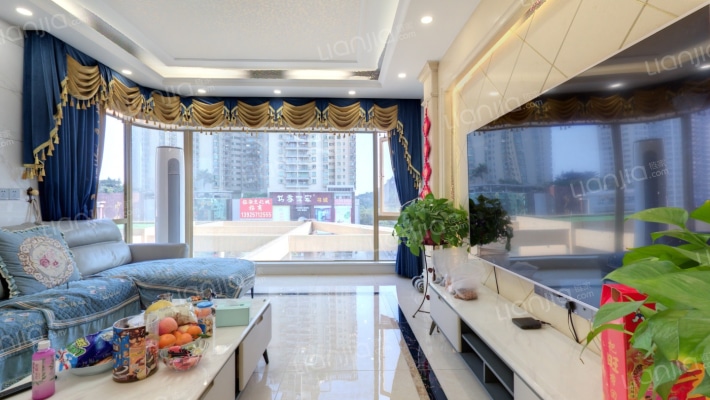 德基广场天悦二手房实景图