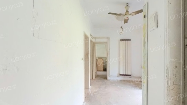 实验高中家属院二手房实景图