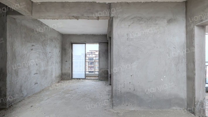 晟立·擎峰二手房实景图