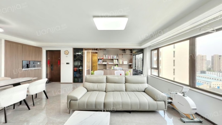 龙湖槿山二手房实景图