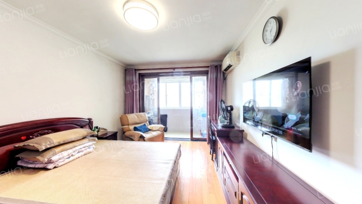 霍兰公寓二手房实景图