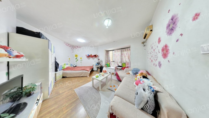 国际花园二手房实景图