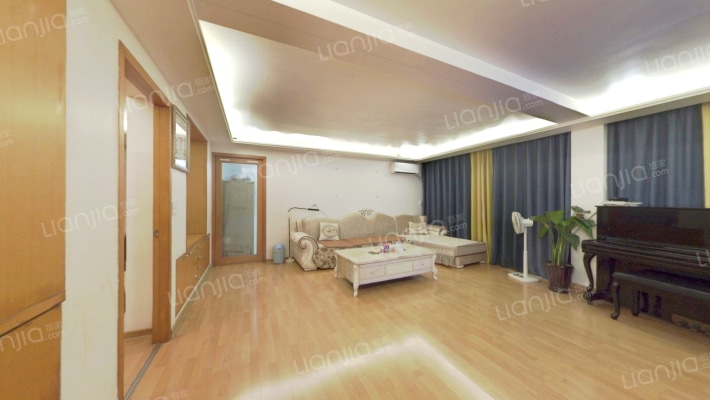 长虹农贸市场小区二手房实景图