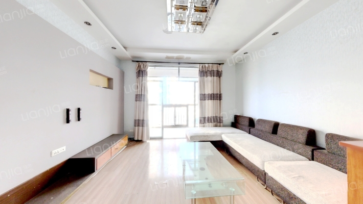 中央美地二手房实景图