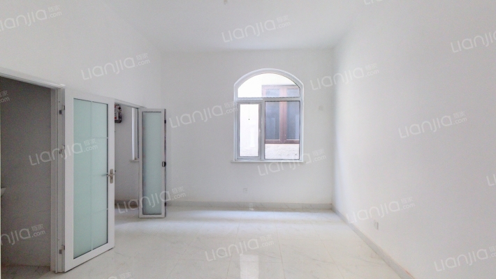 嫩江路二手房实景图