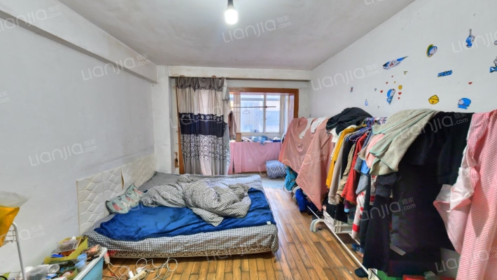 万隆阁二手房实景图