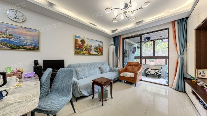 馨雅名庭西区二手房实景图