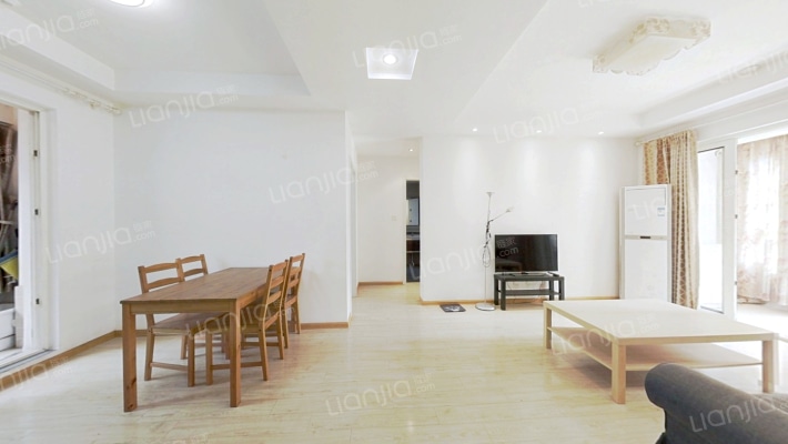 万科金域蓝湾二手房实景图