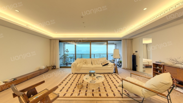 铂悦滨江二手房实景图