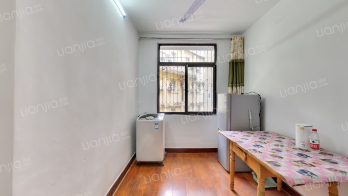 针织宿舍二手房实景图