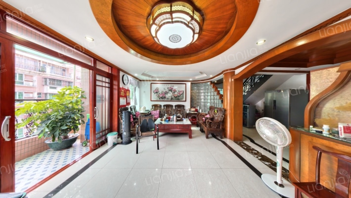 碧荔花园二手房实景图