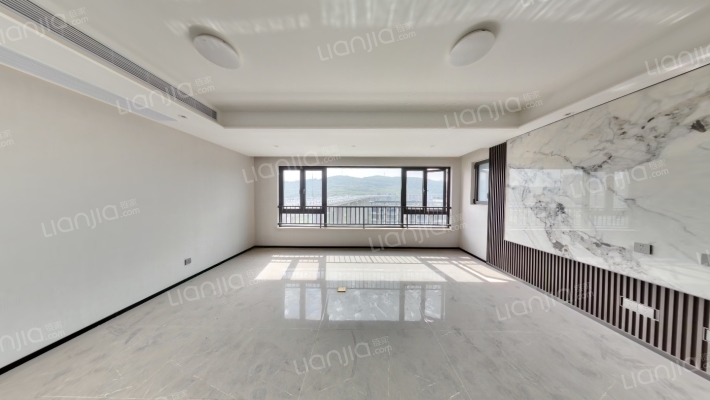 龙湖云瑶玉陛玉山二组团二手房实景图