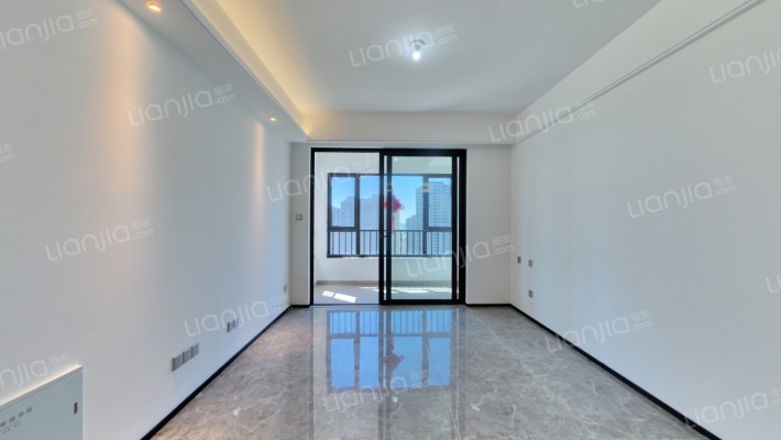 中海悦湖东方二手房实景图