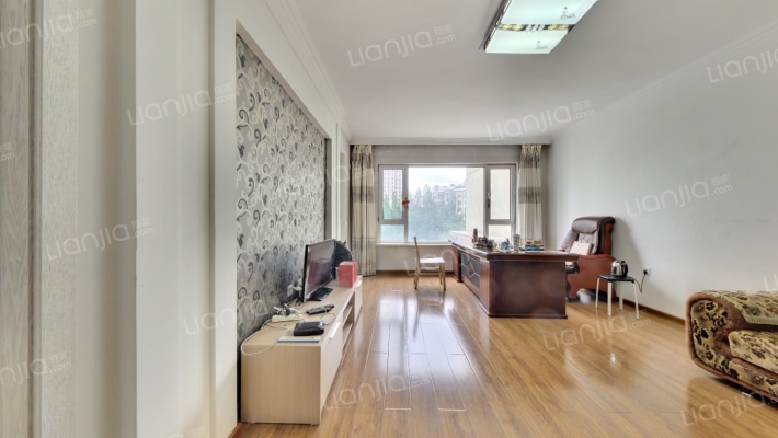 天鹅湾二手房实景图