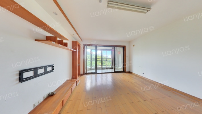 云顶翠峰三期二手房实景图