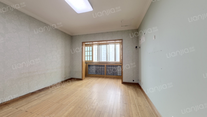 工人路14号院二手房实景图