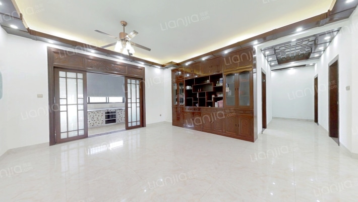 泰河阁小区二手房实景图