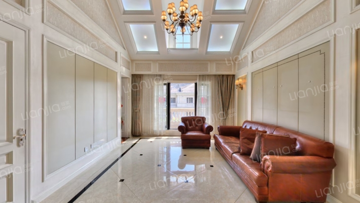 翡翠城二期二手房实景图