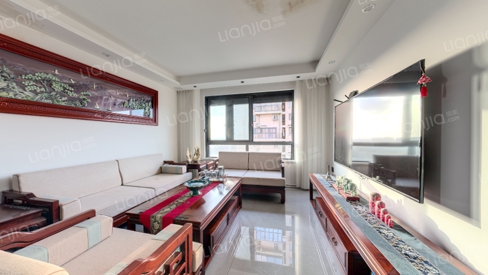 伊顿雅苑二手房实景图