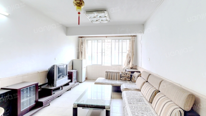 蓝宝大厦二手房实景图