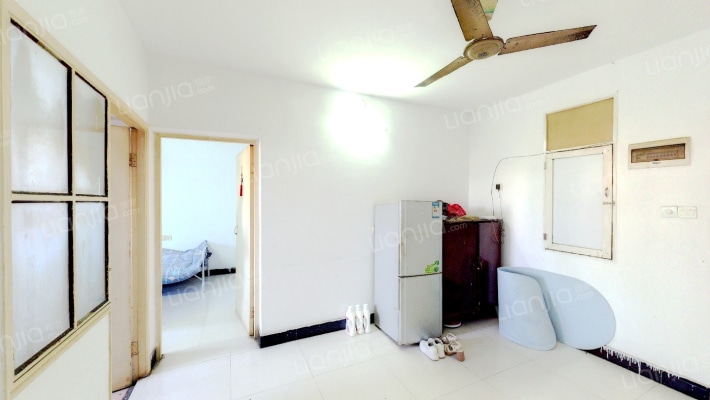 五里综合楼二手房实景图