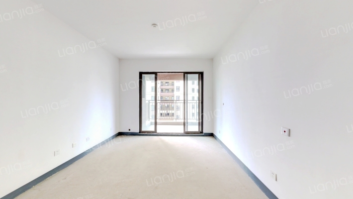 吾悦华府二手房实景图